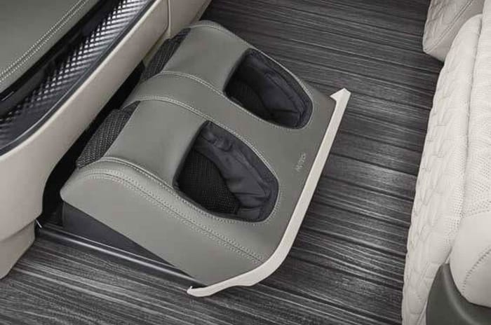 Kia Carnival Hi Limousine to make India debut at Auto Expo 2025